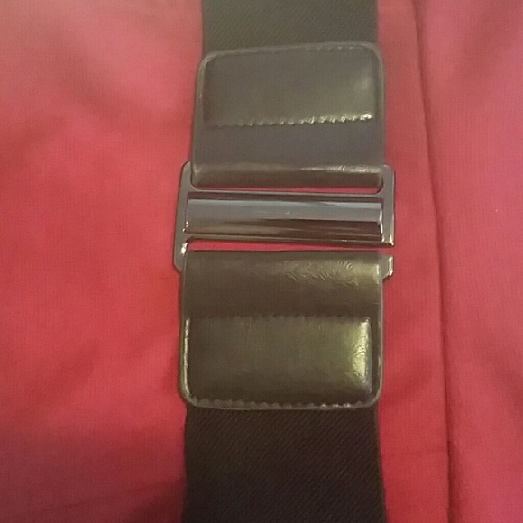 Red Joni Peplum Dress BY: Guess - Picture 4 of 5